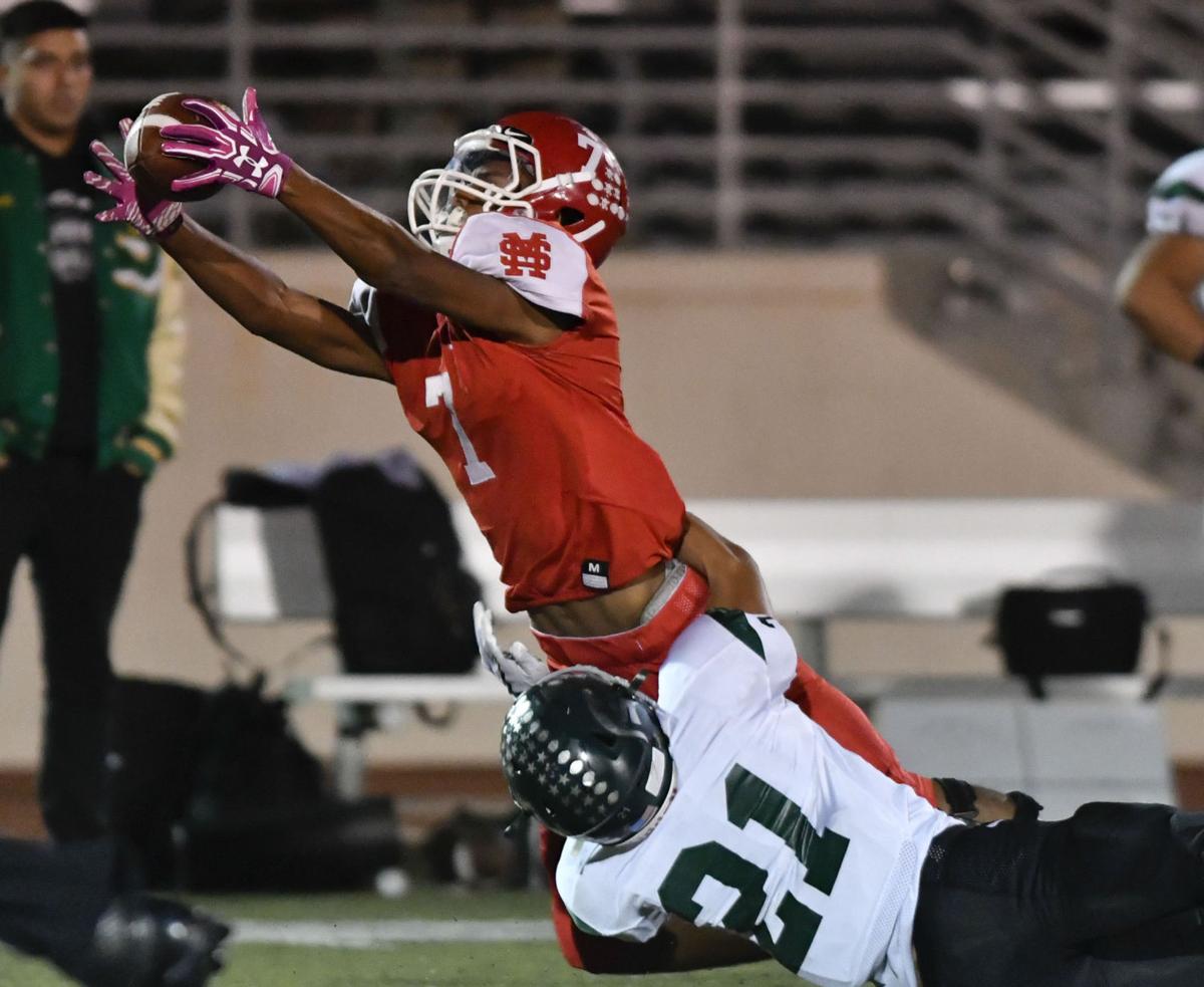 Saints On To Semifinals Santa Maria Drops Top Ranked Schurr 42 21
