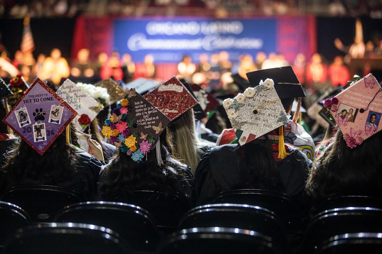 Will filling out student aid form target undocumented parents for Trump