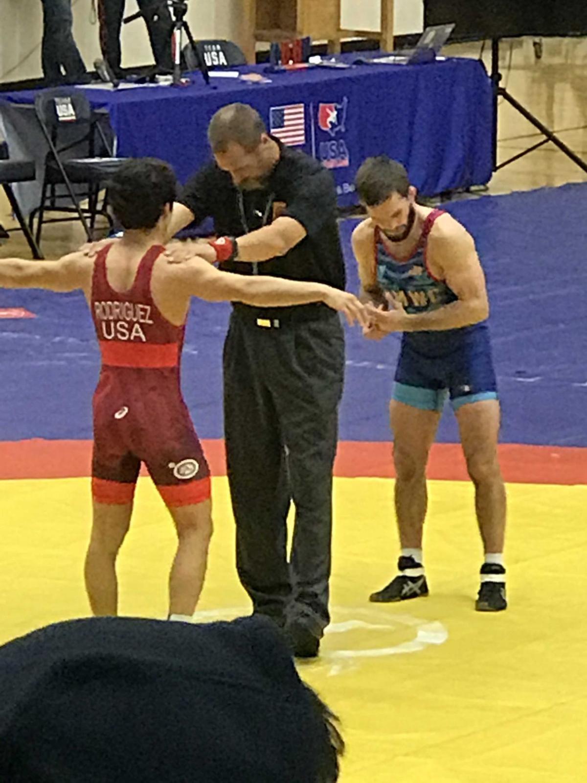 Rodriguez wrestlers rack up wins and honors | Local | santamariatimes.com