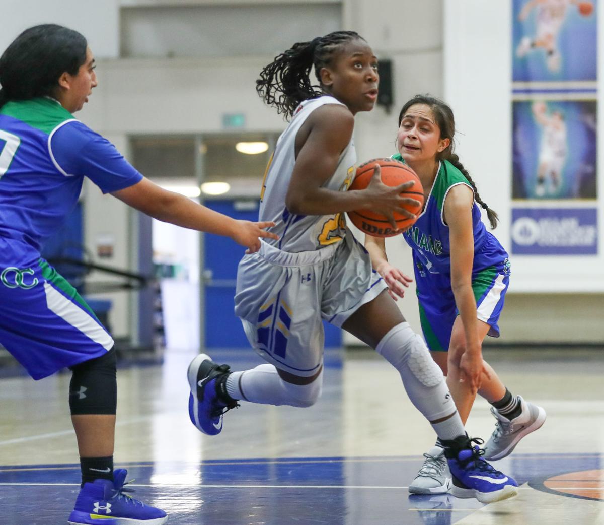 With Only Six Players Hancock Women Beat Oxnard 66 50 In Wsc