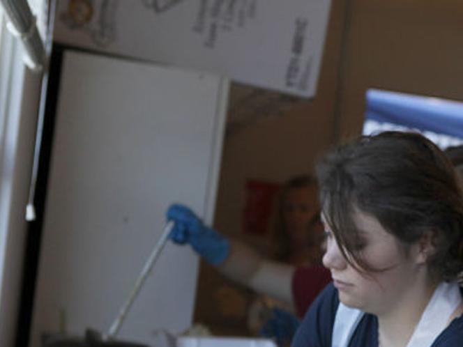 Pismo Beach Police Dish Up Annual Thanksgiving Feast Local News Santamariatimes Com