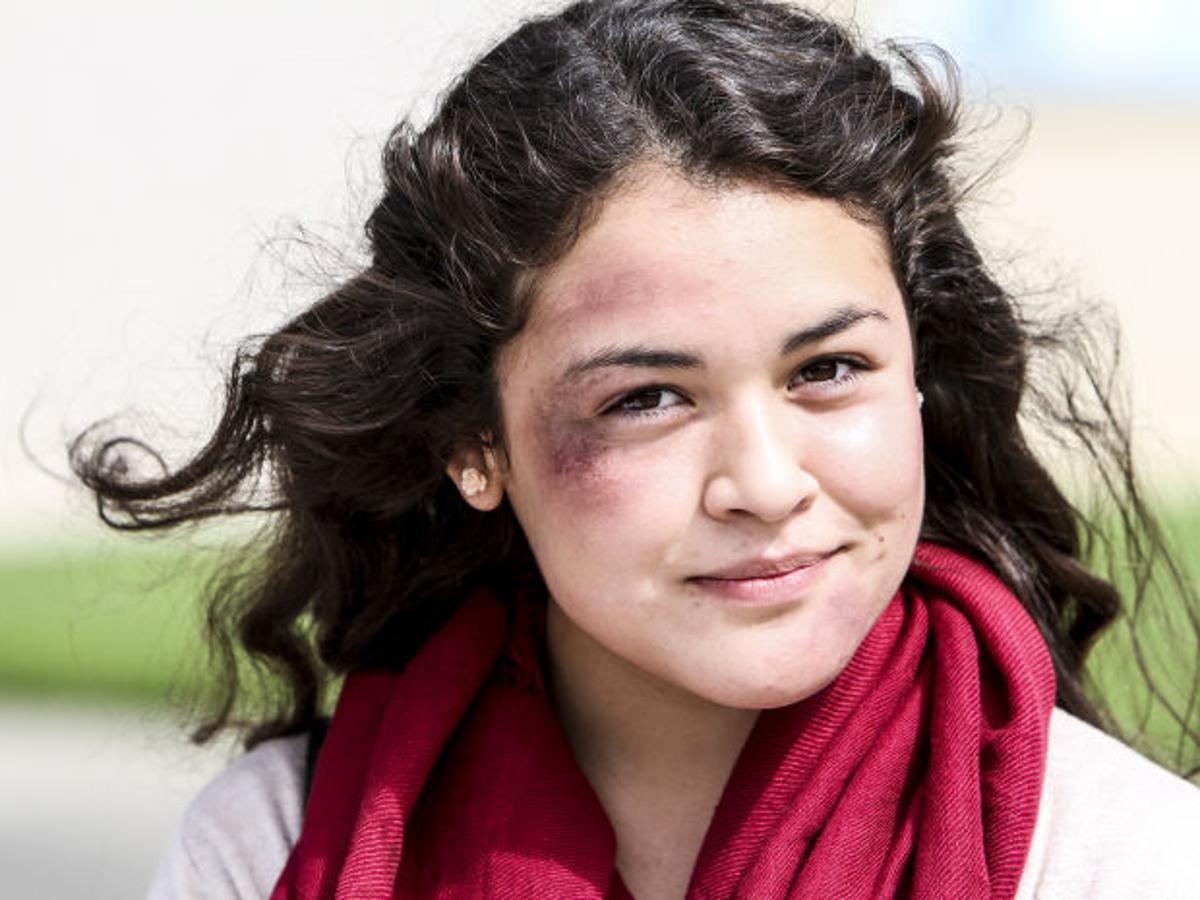Lhs Students Take Part In Black Eye Campaign Education