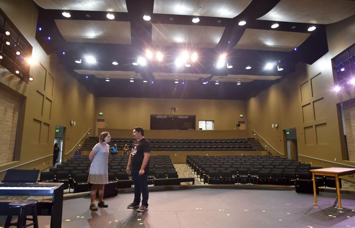 Pioneer Valley High School Debuts 10 9m Theater Local News Santamariatimes Com
