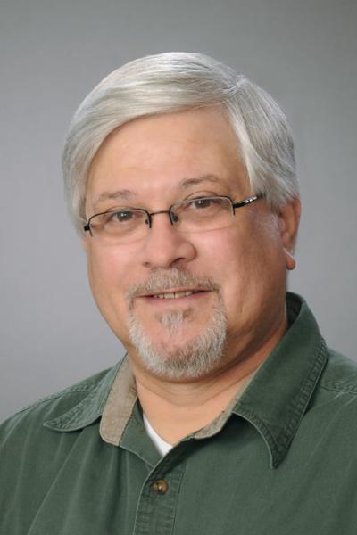 Stern, Elliott.jpg