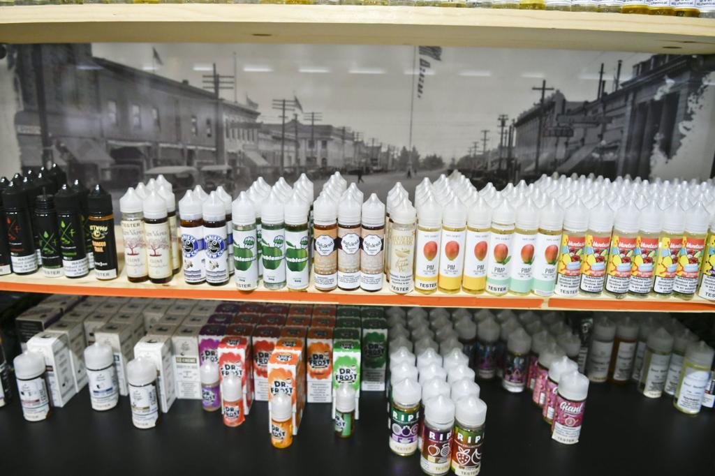 Vape, smoke shops on edge as Santa Maria mulls ban of flavored tobacco  products | Government and Politics | santamariatimes.com