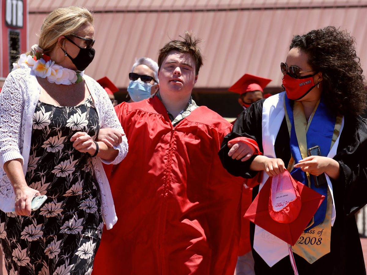 Photos: Congratulations Santa Maria Class of 2021 | Local News