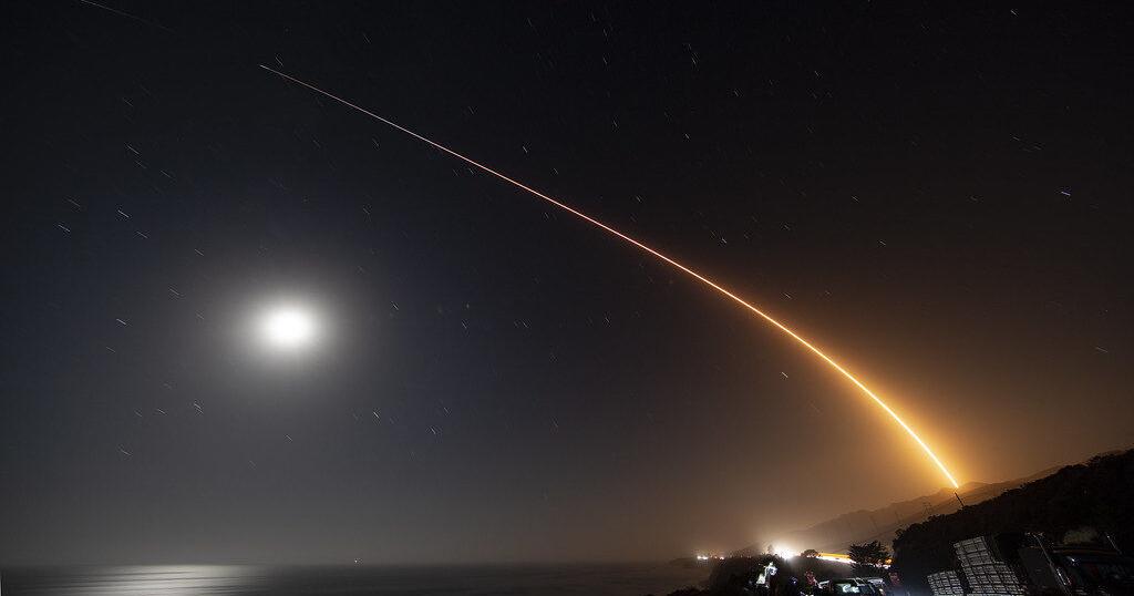 SpaceX geared up for Starlink launch at 10:40 p.m. Tuesday from ...