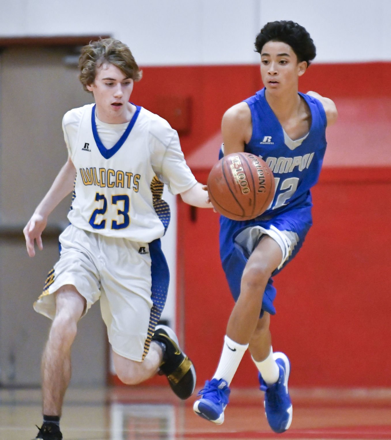 Taft Breaks Late Lompoc Boys Basketball Run Edges The Braves In Santa Maria Holiday Hoops Tournament Basketball Santamariatimes Com