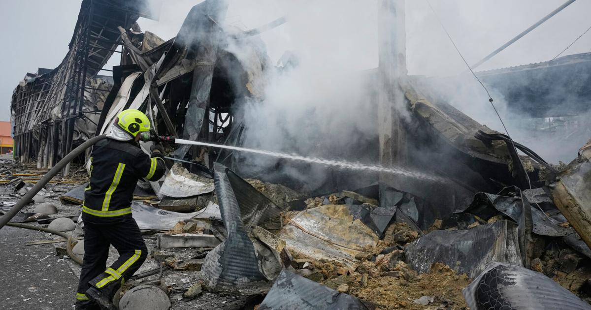 Mas 90 Type Code Misiles rusos bombardean Kiev mientras Rusia dice haber derribado más ...