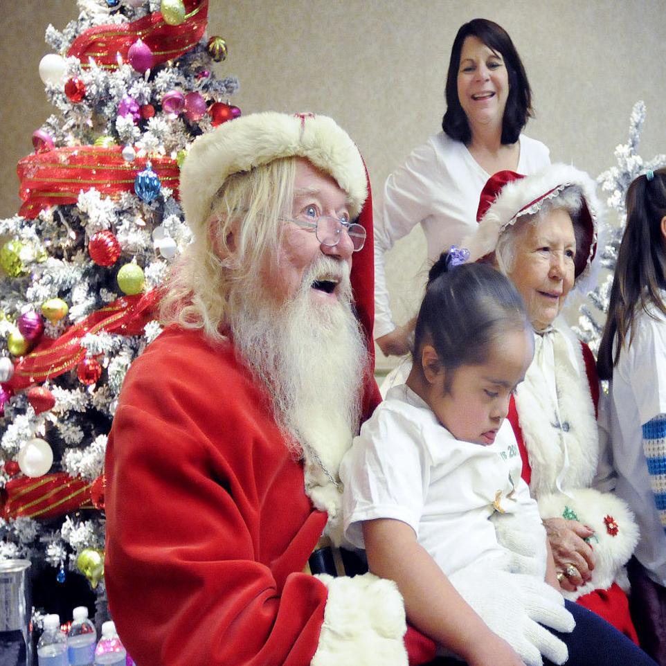 GALLERY: Vikings of Solvang host annual Christmas party, Local News