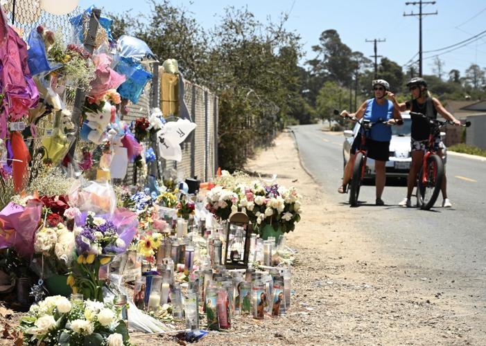 Santa Maria crash site a scene of music, tears as friends remember five teens who died | Local News | santamariatimes.com