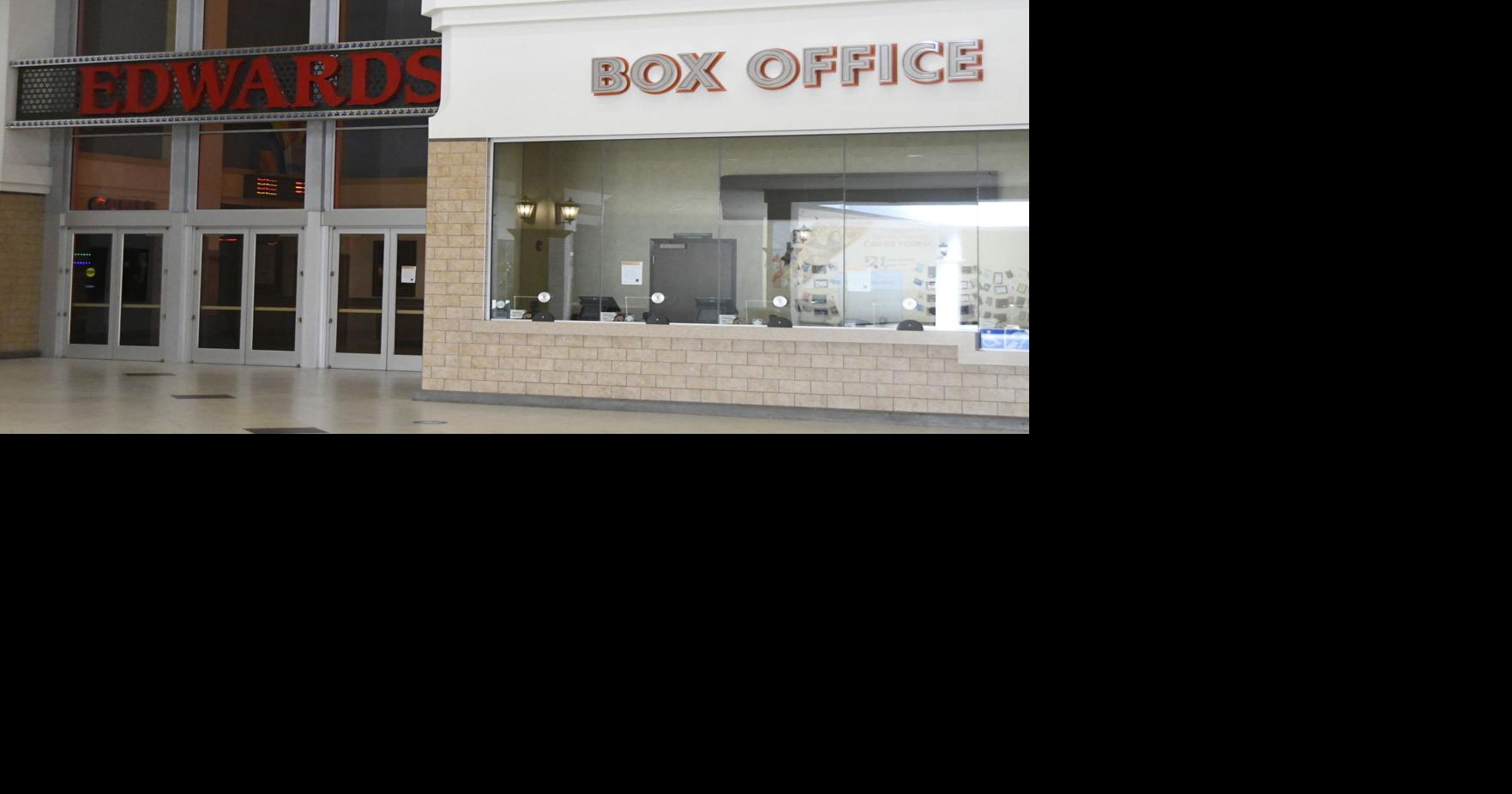 Regal Edwards theaters at Santa Maria Town Center, Bradley Road to