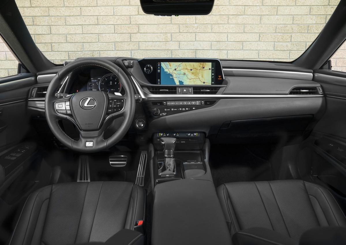 Whatever Its Name Means The 2019 Lexus Es Is Surprisingly
