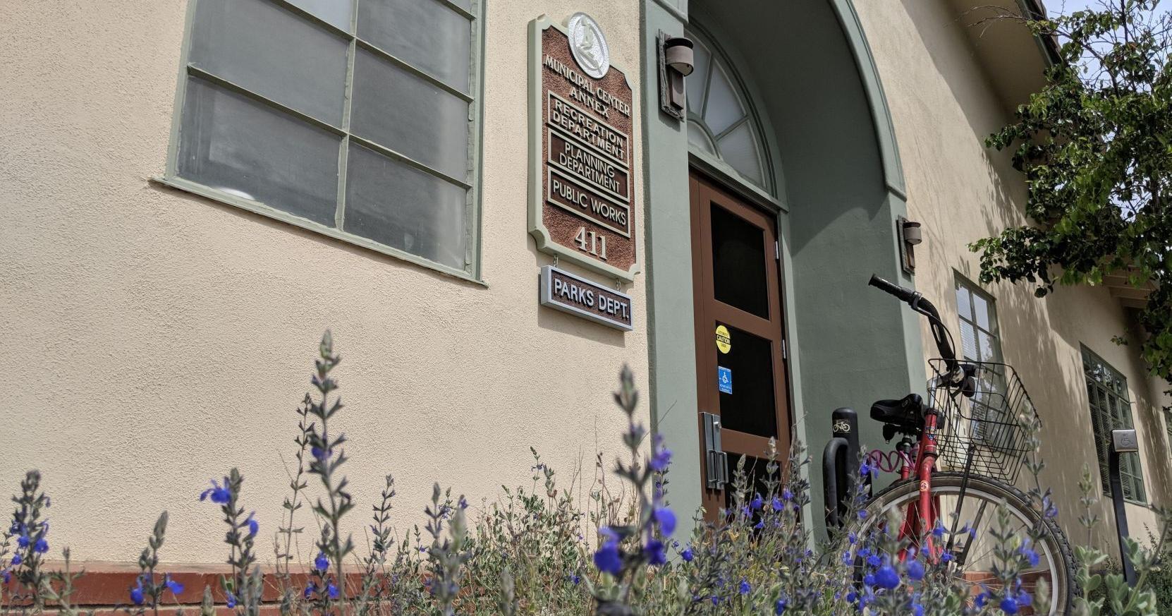 Solvang aims to rezone two vacant sites to meet state mandate - Vimarsana News