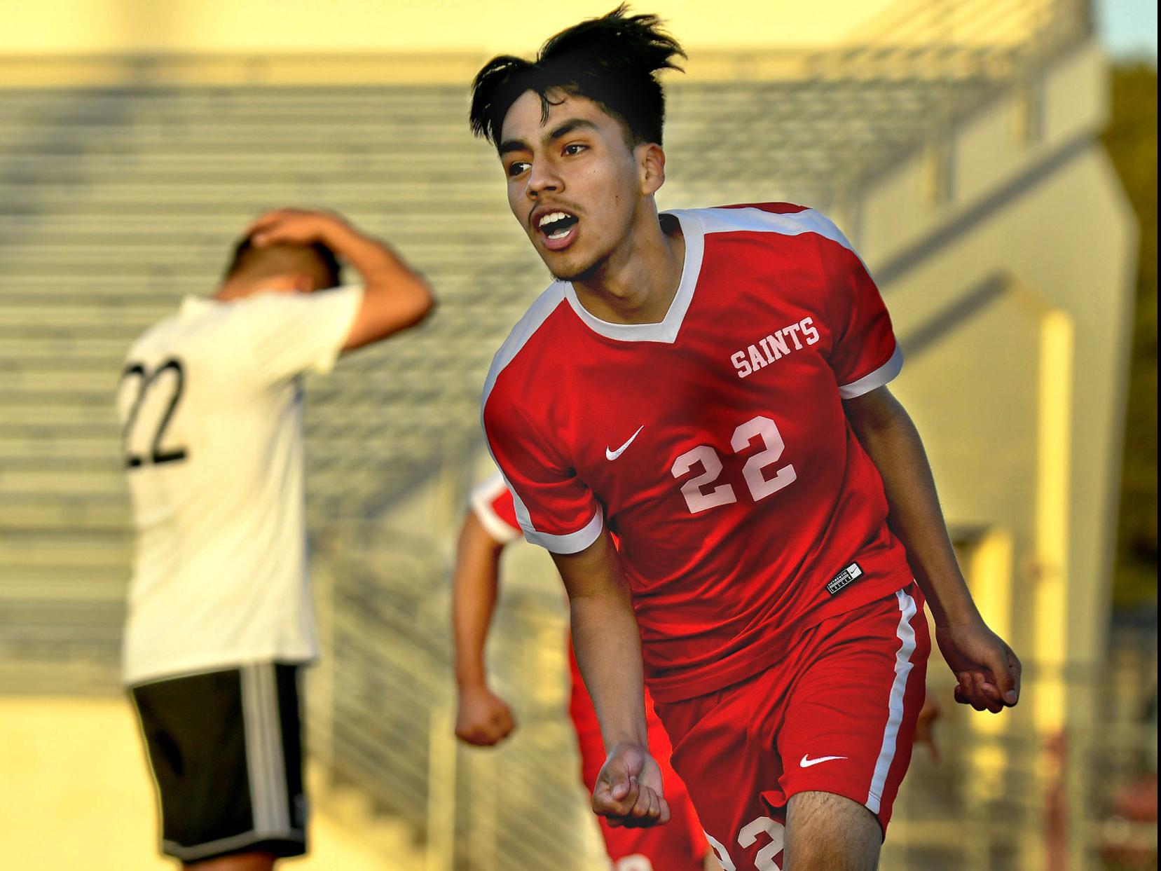 Cif State Playoffs Santa Maria Scores 4 2 Win Over Pacifica Will Host Socal Regional Semifinal Thursday High School Santamariatimes Com