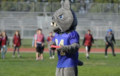 Photos: Bulldog Bound! Elementary students head to college