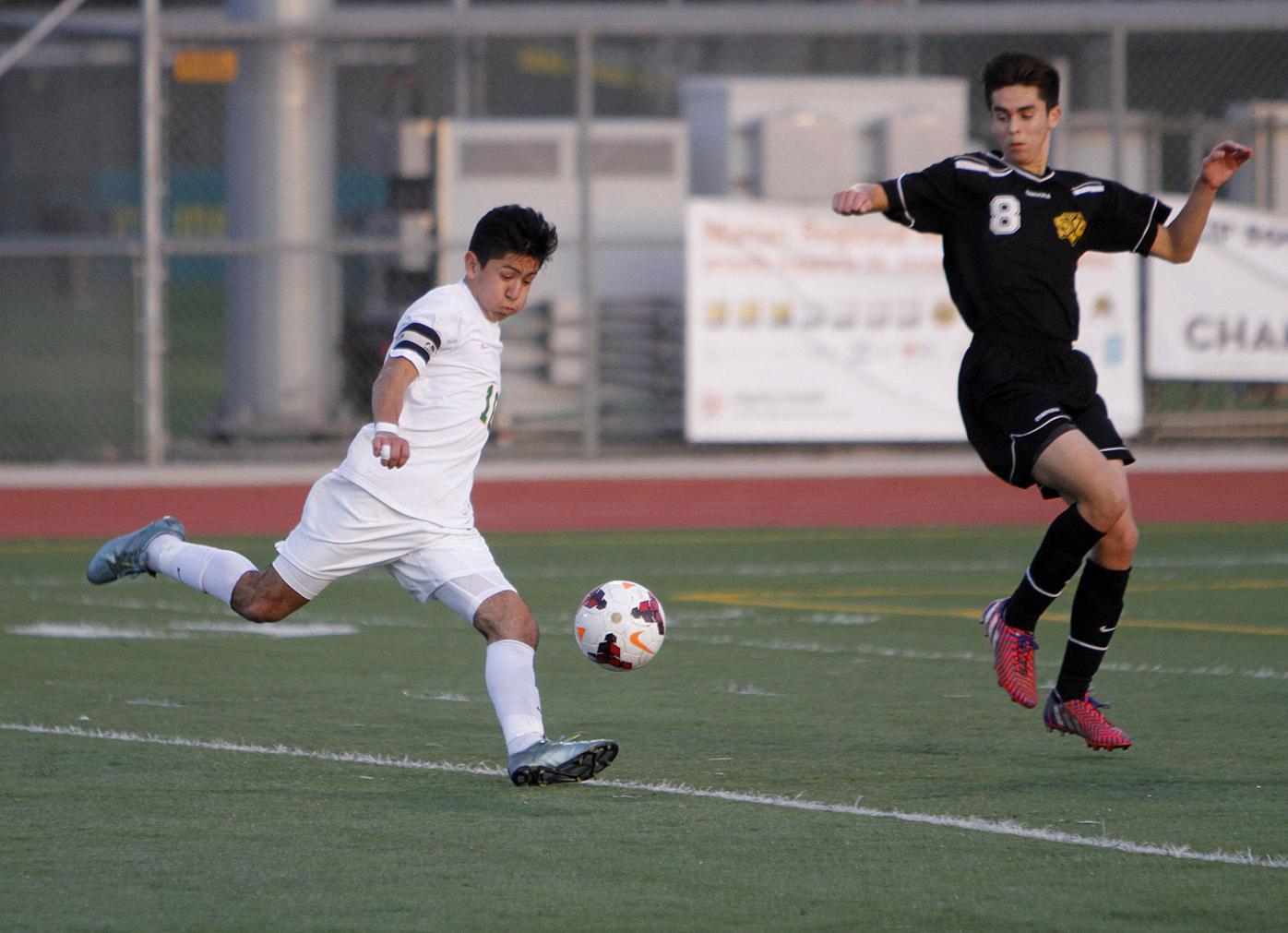 Soccer San Luis Obispo trips up St. Joseph 32 High School