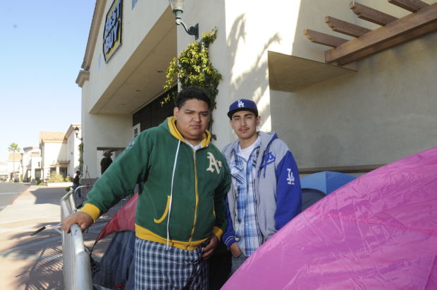 Black Friday Shoppers Line Up At Santa Maria Stores Local News