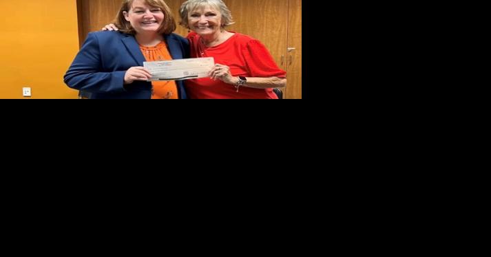 Friends present Santa Maria public library with $21K in donations - Vimarsana News
