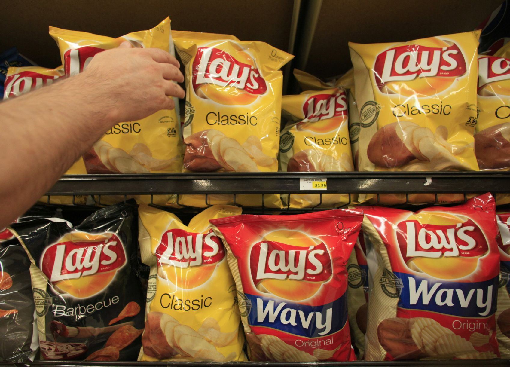 wavy lays barbecue