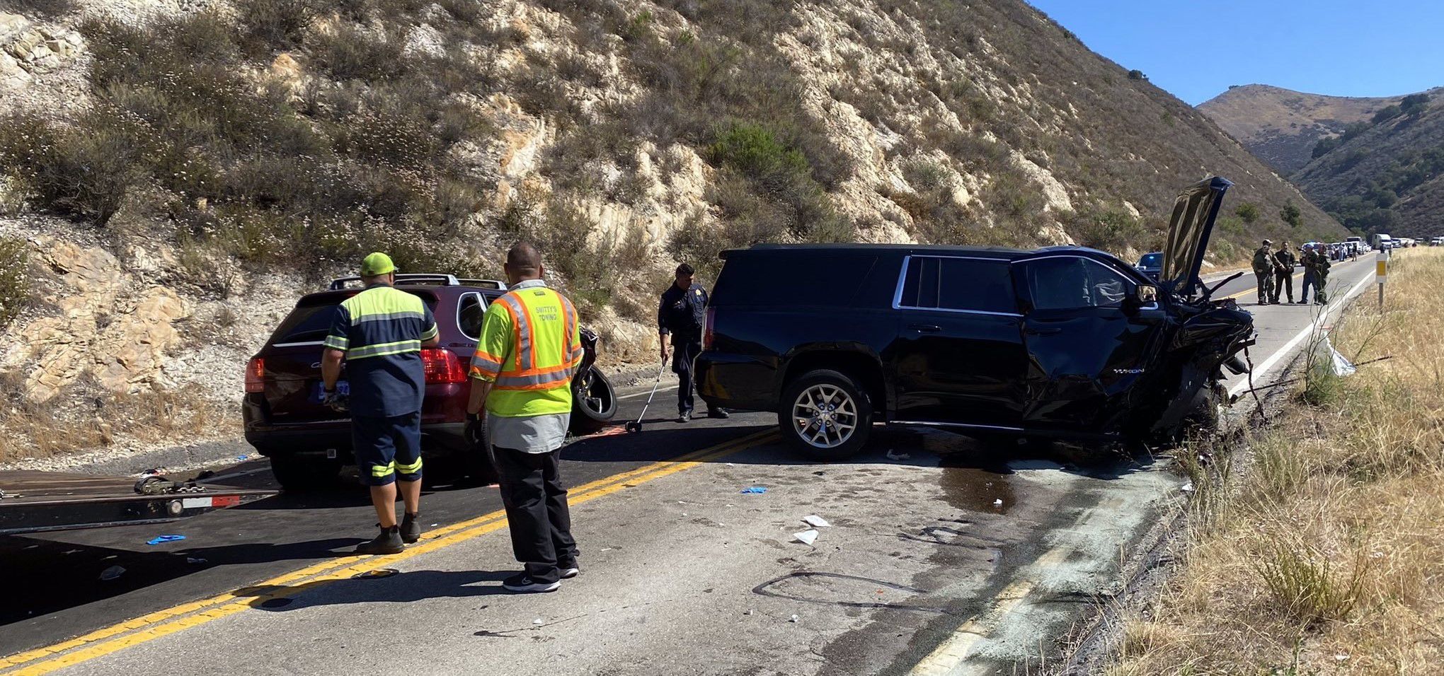 Update Two critically injured in crash that closed Hwy 166