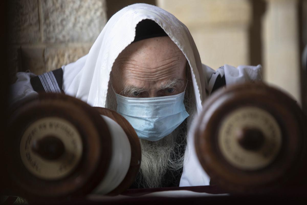APTOPIX Virus Outbreak Israel