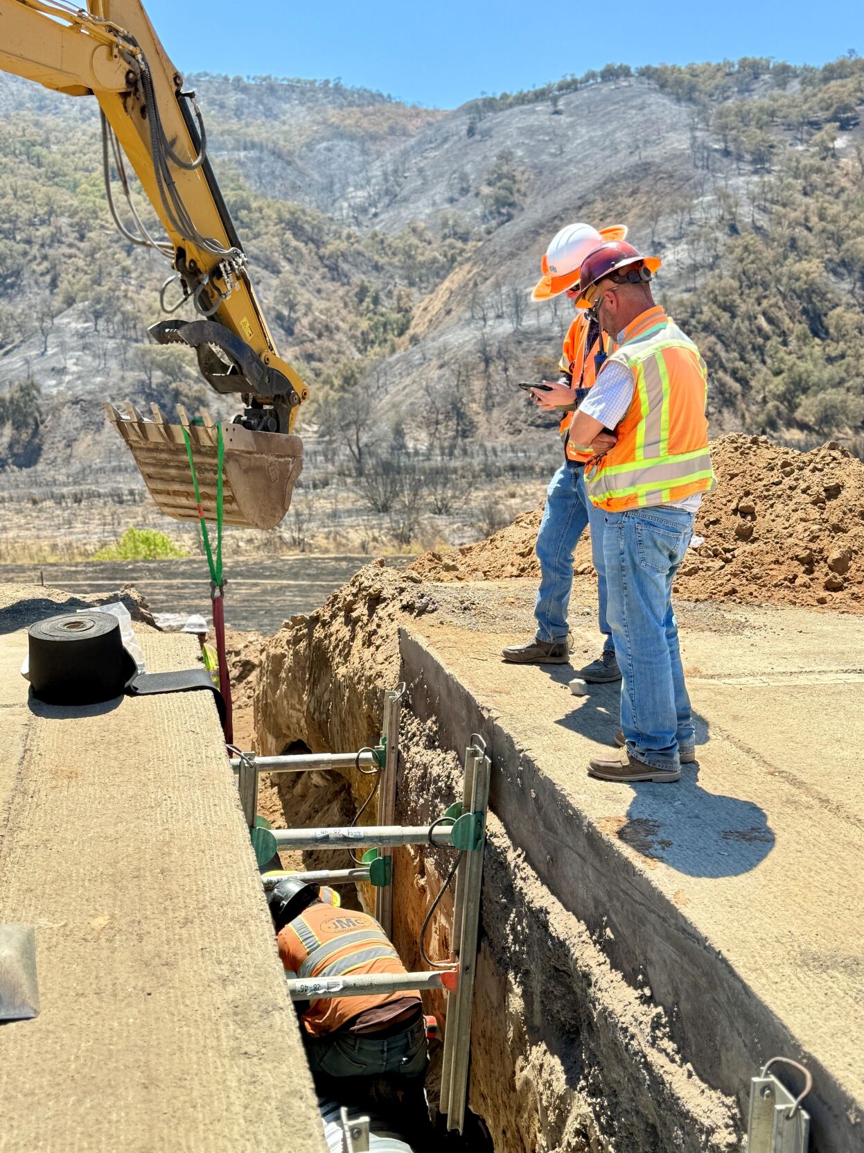 What Tools Does a Caltrans Landscape Maintenance Worker Use: Essential Gear Revealed