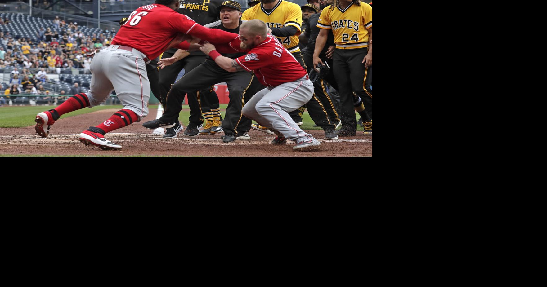 Cincinnati Reds - Derek Dietrich takes Madison Bumgarner