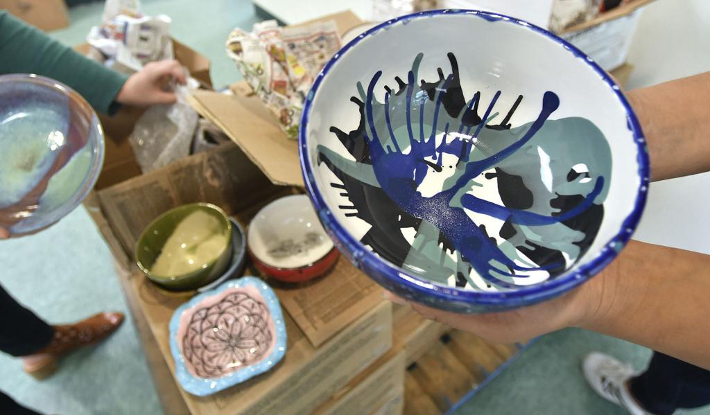 Soup Bread And Empty Bowls To Raise Money For Foodbank Of Santa