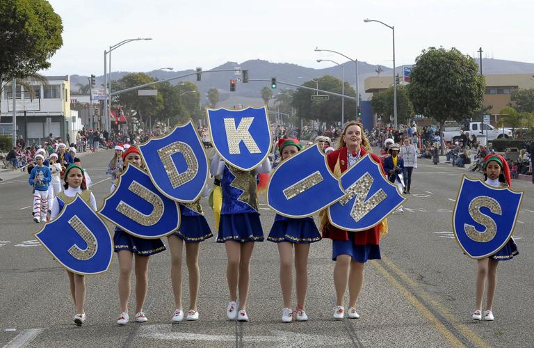 Grover beach christmas parade 2022