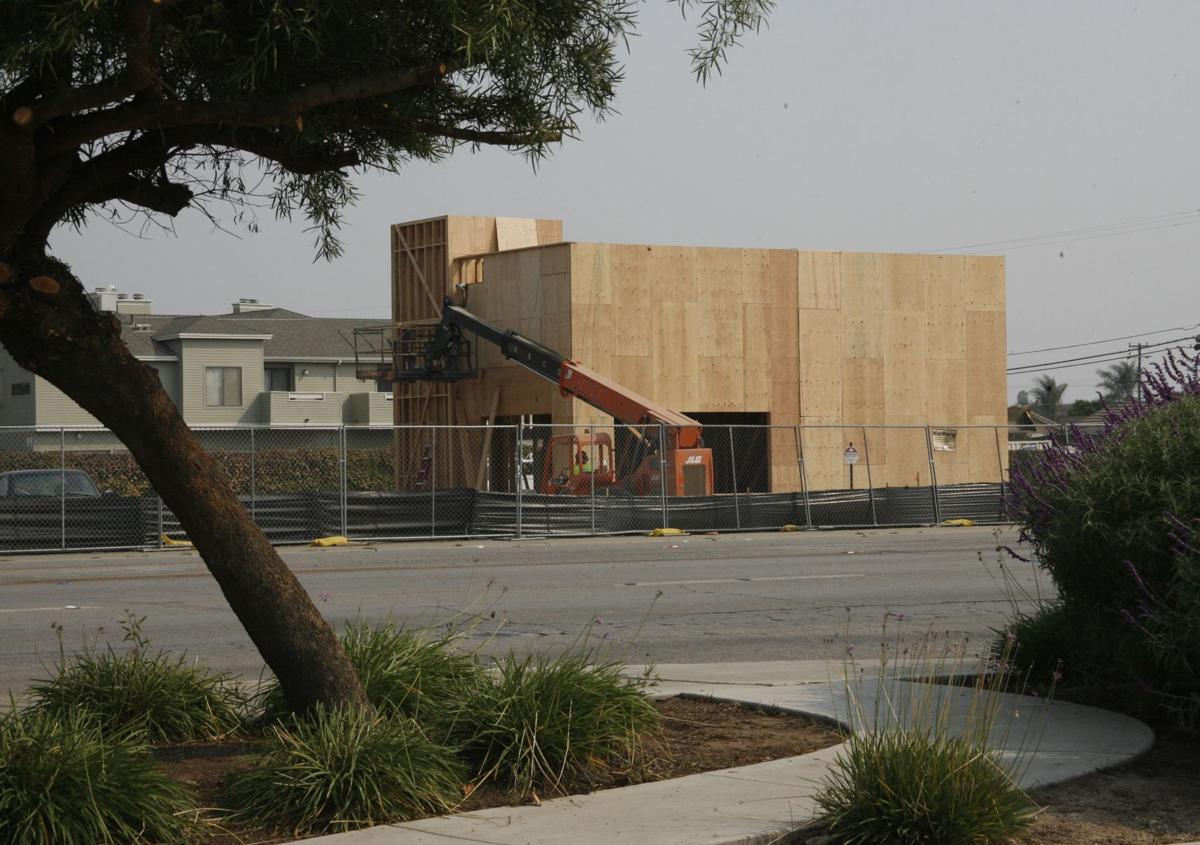 100220 Dutch Bros. Santa Maria 01