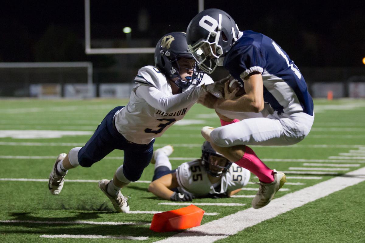 Mission Prep Defeats Orcutt Academy 42 28 Wins Central Sierra