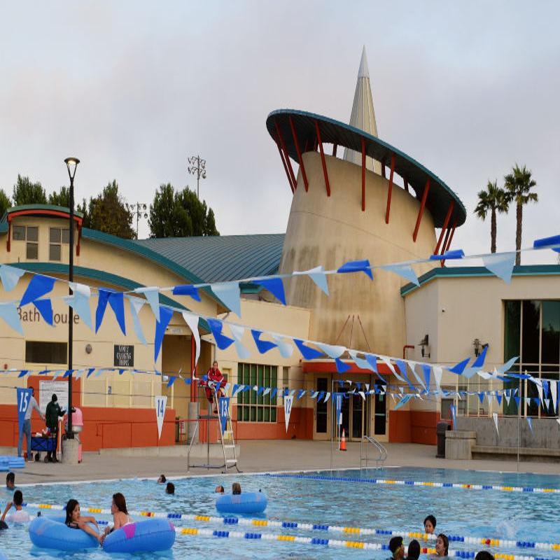 Photos Paul Nelson Aquatic Center Hosts Back To School Pool Bash Local News Santamariatimes Com