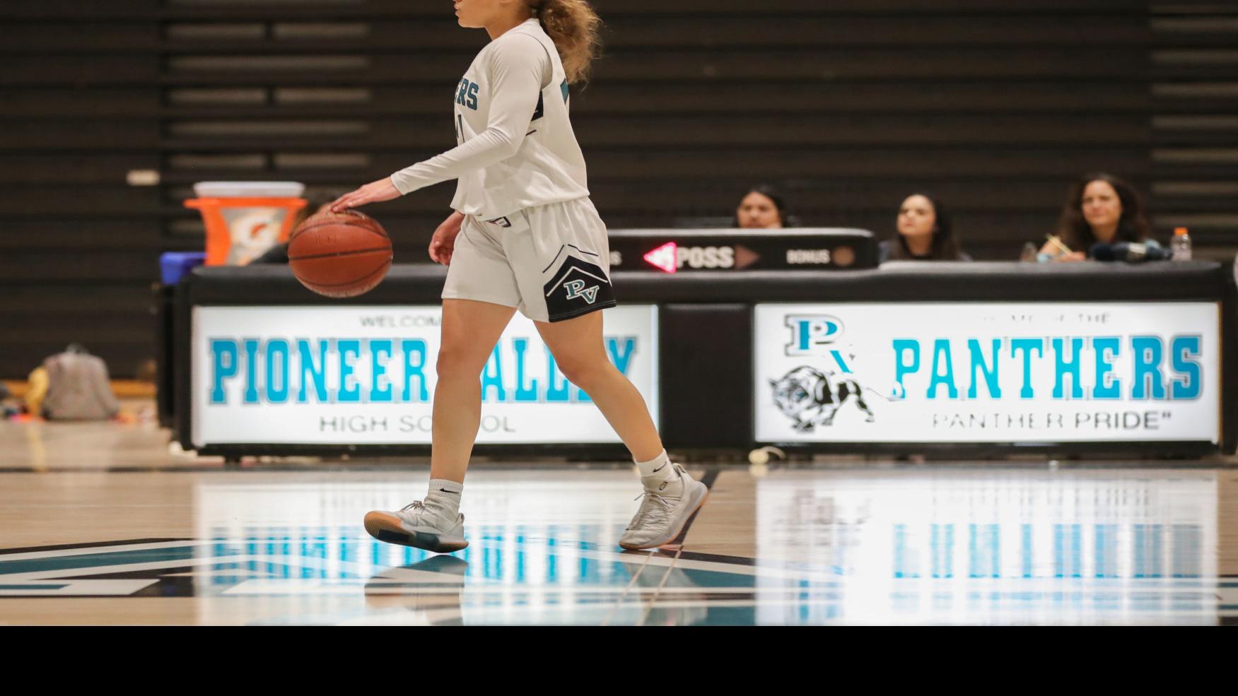 Pioneer Valley S Ravynn Anielski Is The Ocean League Girls