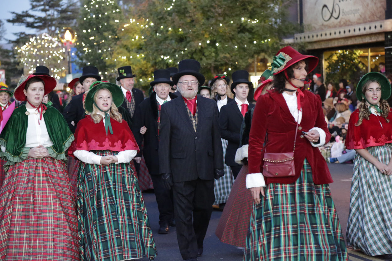 Arroyo Grande ushers in holidays with parade, concert and Santa Local