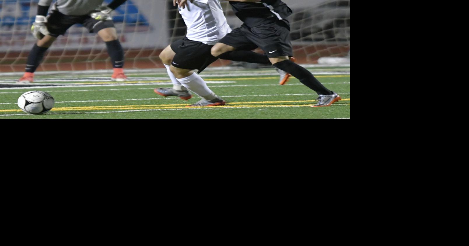 Righetti's boys soccer team continues surge, beats Pioneer Valley ...