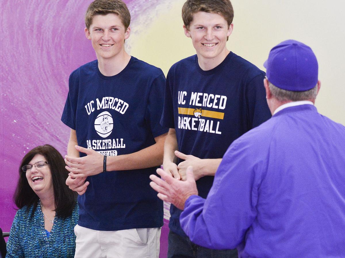 Laflins Sign With Uc Merced Santamaria Santamariatimes Com