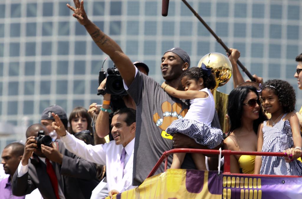 Photos Kobe Bryant Killed In Helicopter Crash In Calabasas Santamariatimes Com