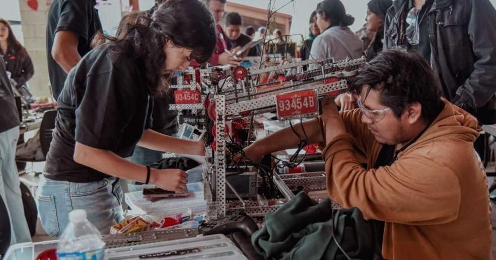 Robotics Comp Local robotics teams converge for comp, 3 qualify for state ...