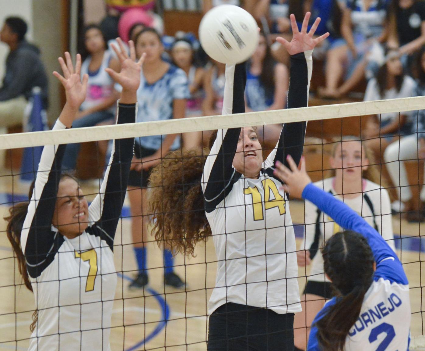 Gallery Cabrillo Vs Lompoc Girls Volleyball Volleyball Santamariatimes Com