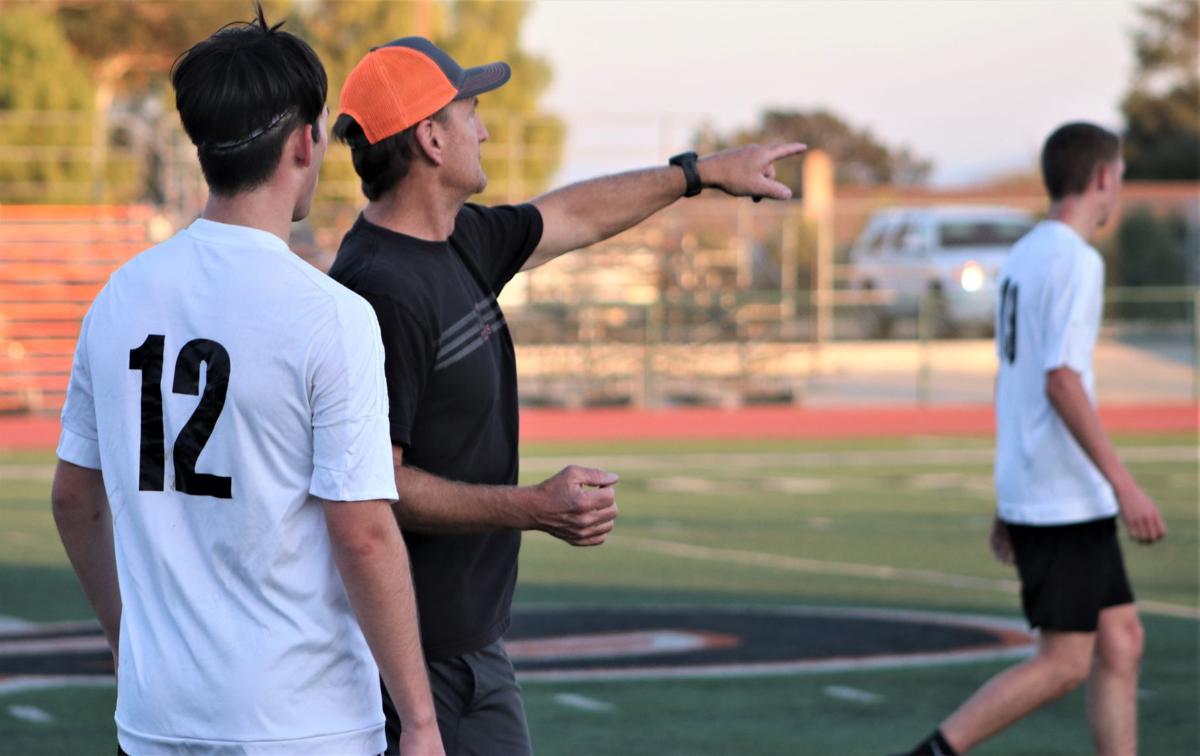 111219 SYHS BSOC 01.JPG