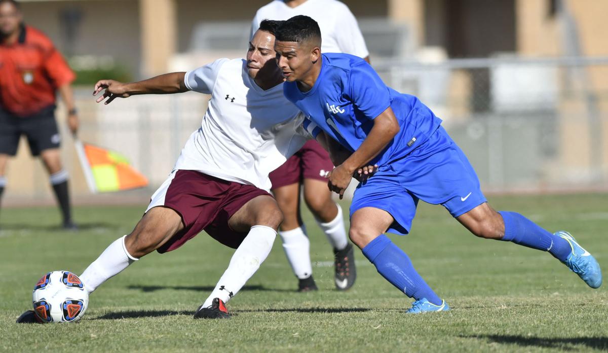 092617 VV Hancock soccer 06.jpg