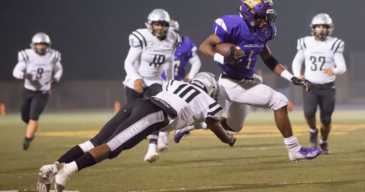 Righetti football Mustangs put out Warriors in the first round