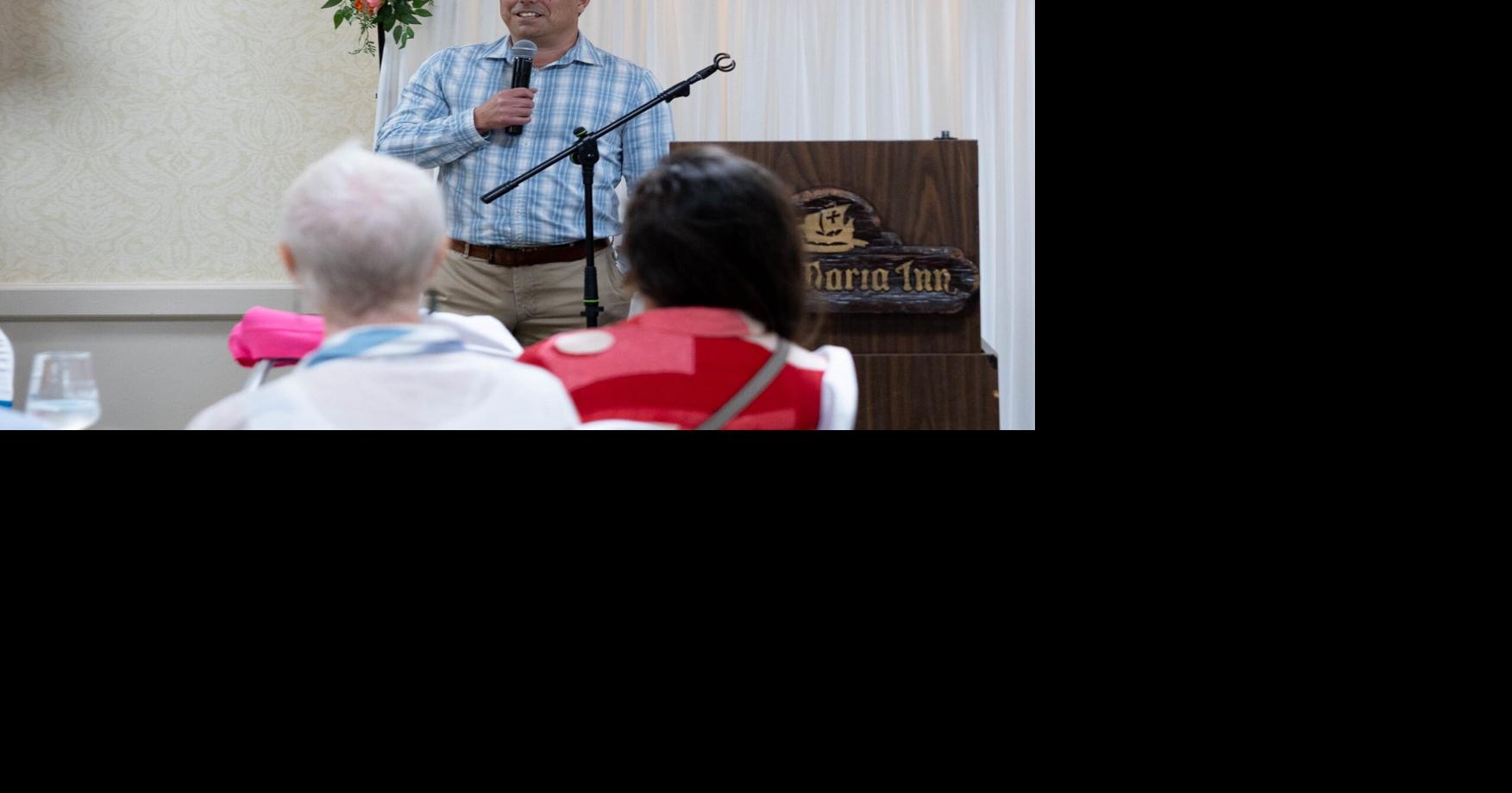 Teal Journey fashion event raises funds for ovarian cancer research