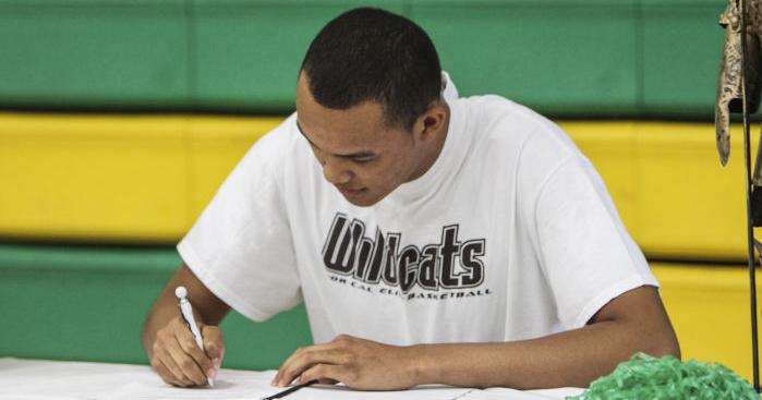 St. Joseph's Datu signs with Chico State | Sjhs | santamariatimes.com