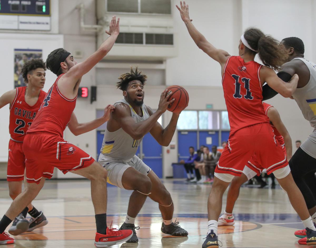 Photos Hancock Routs Gavilan As Chapman Scores 20 Basketball