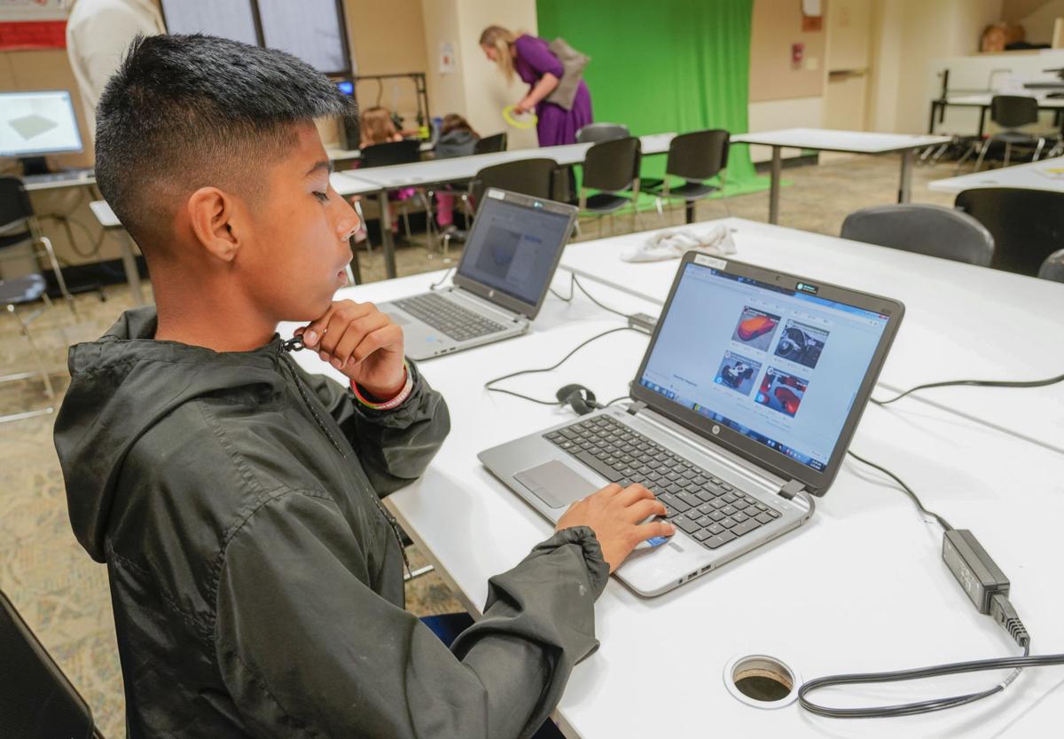 Origami 3d Printing Capture Creativity At Santa Maria Library S Makerspace Program Local News Santamariatimes Com