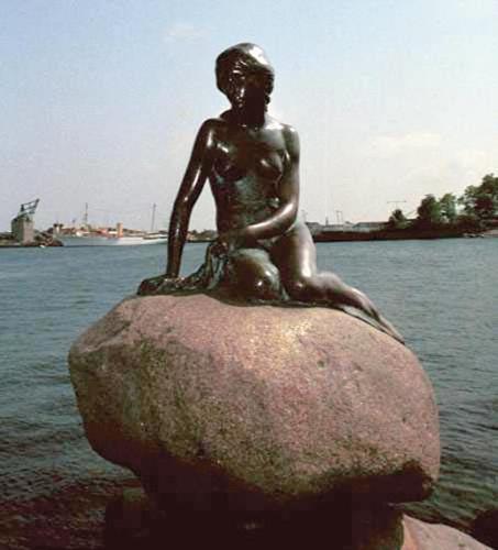 Little Mermaid statue symbol of Solvang’s Danish heritage