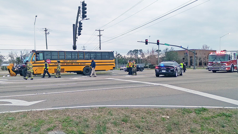 No injuries reported after Bay school bus crash | News | seacoastecho.com