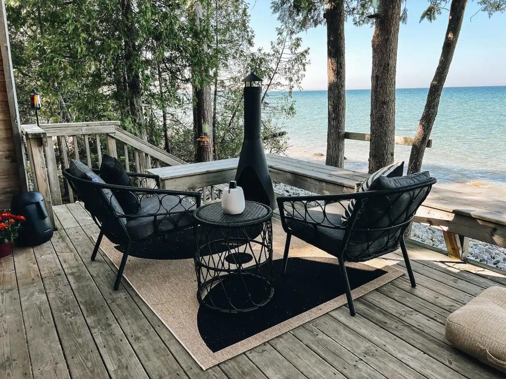 10 Cool Weekend Airbnb Rentals in Michigan | Travel | seenthemagazine.com